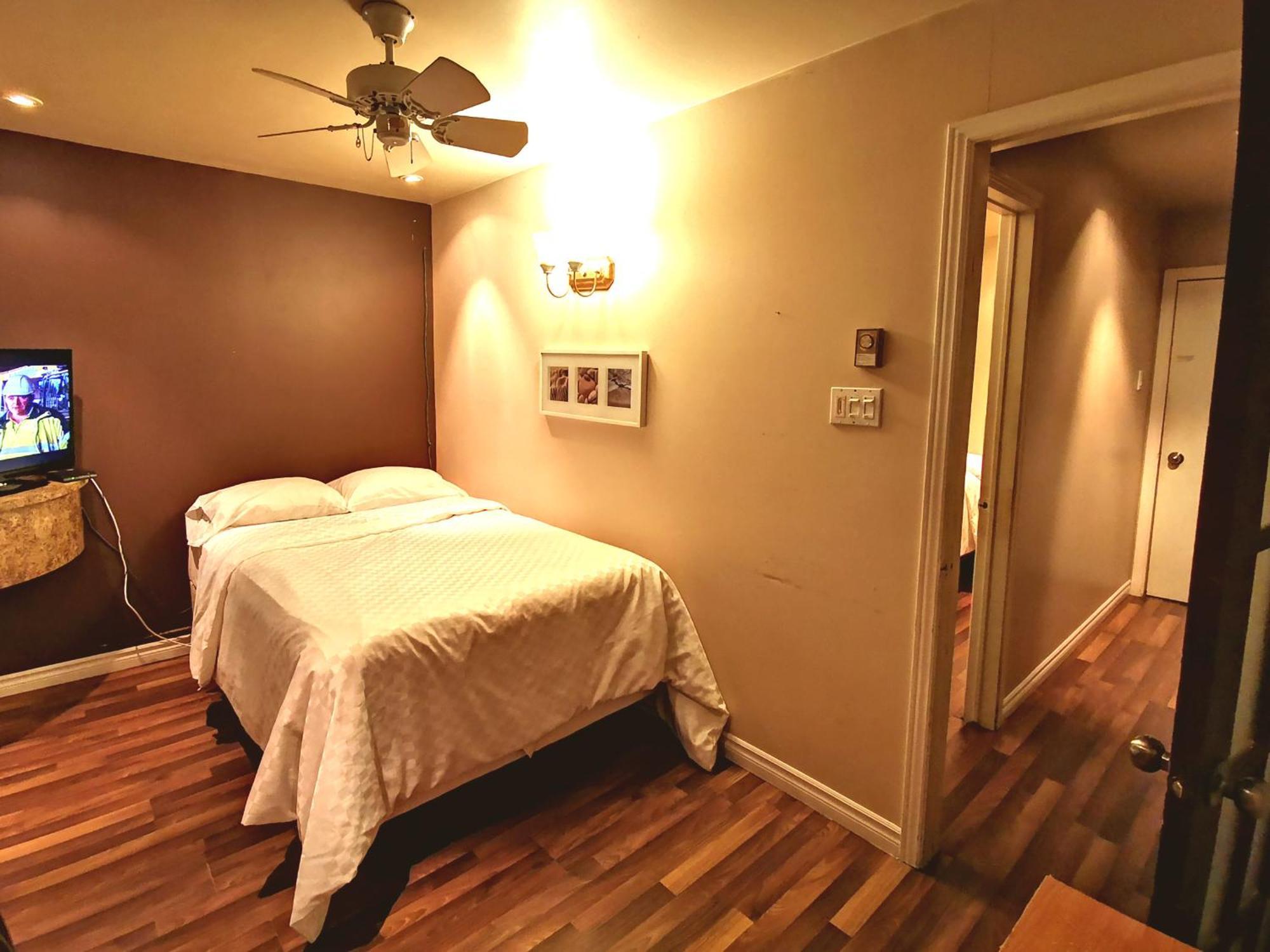Hotel Alila Saint-Sauveur-des-Monts Habitación foto